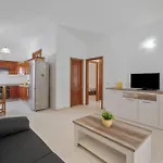 Bonita Casa Annie Abades